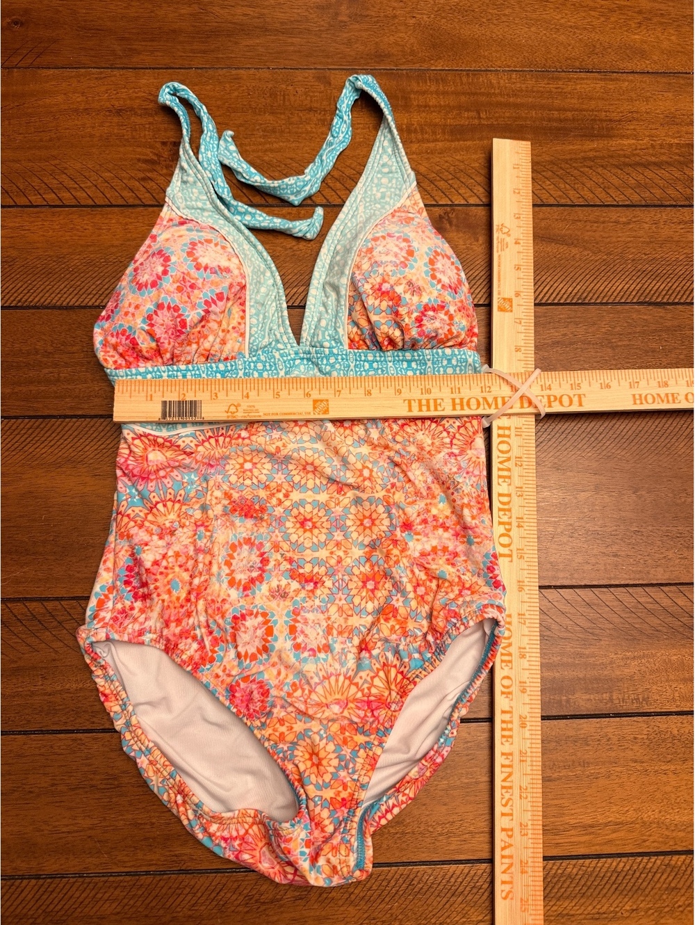 Venus Women's One Piece Swimsuit Size 8 Multicolor Floral Halter